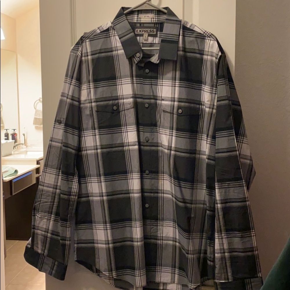 Set of 6, Express fitted XL dress shirts